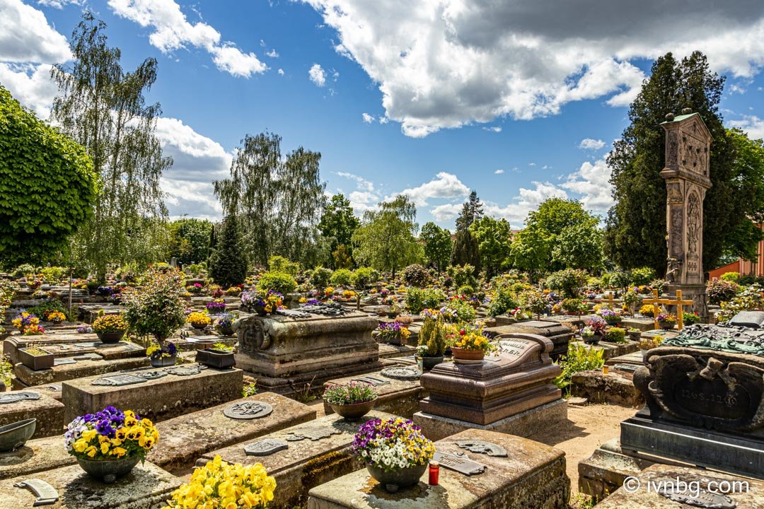 Johannisfriedhof