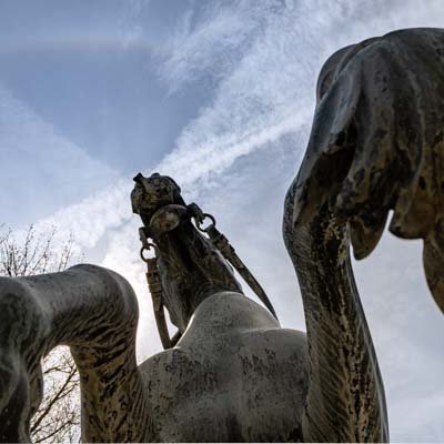 Meergott-Brunnen